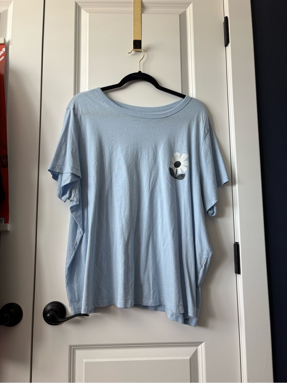 Old Navy Light Blue Short-Sleeve Tee with White Floral Patch